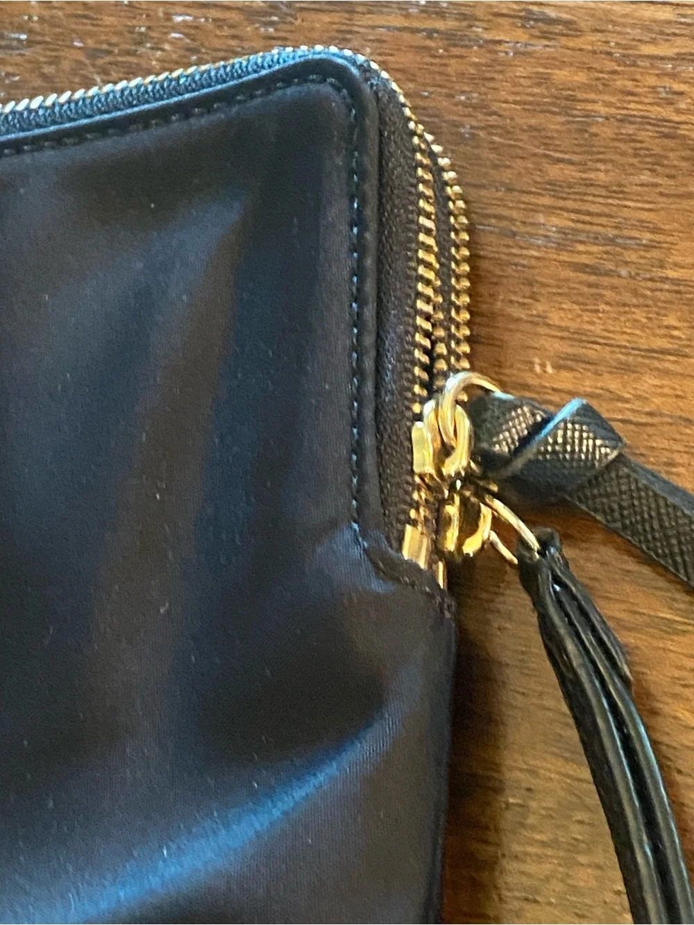 Kate Spade New York Nylon Wristlet black wallet